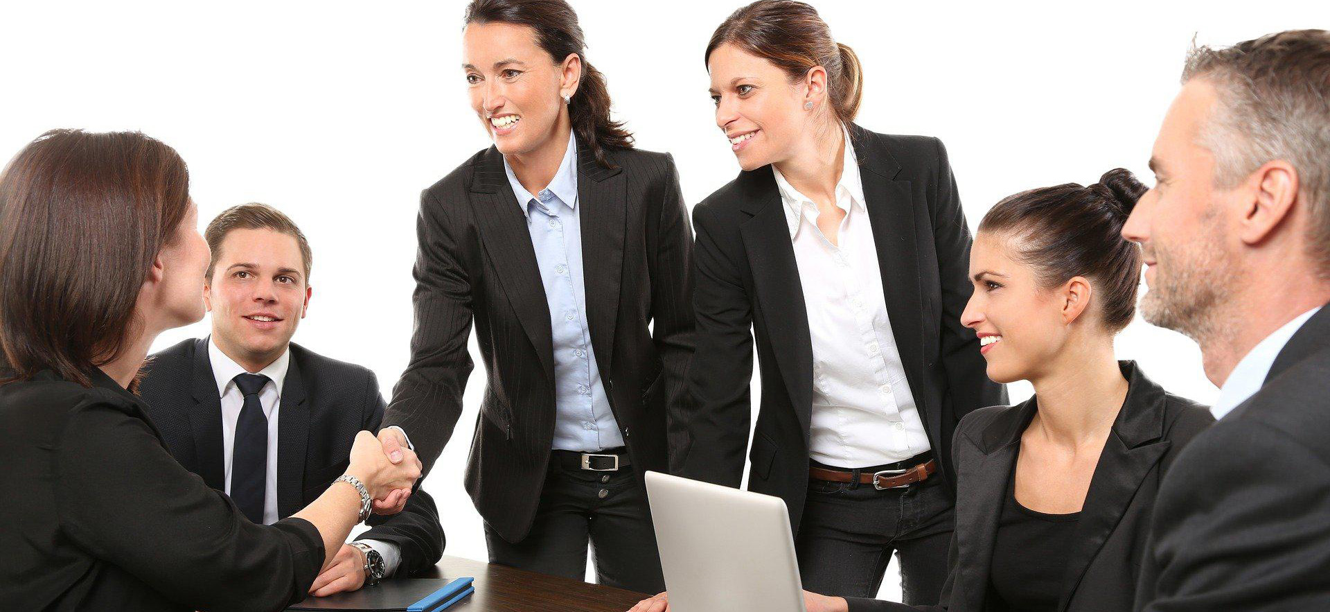 Building A Healthy Work Relationship With Your Employees: 6 Essential Tips