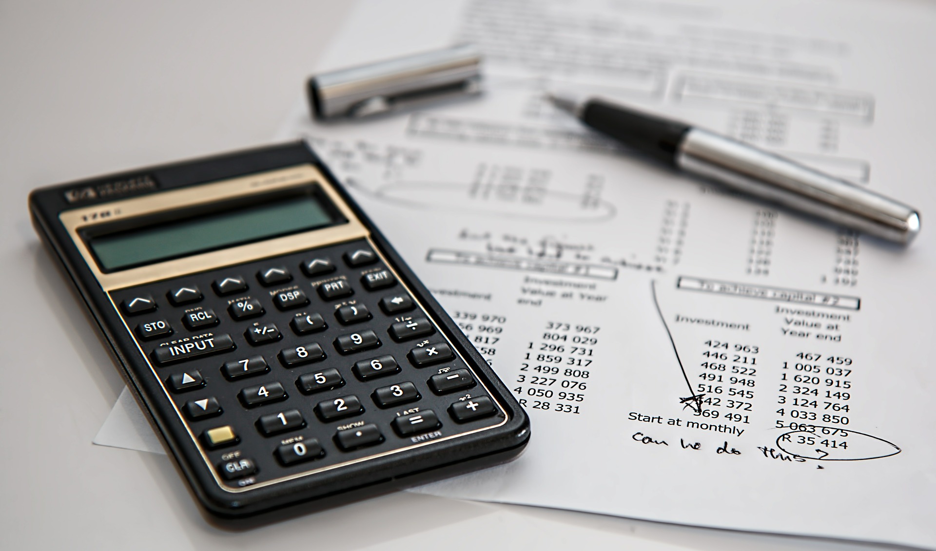 financial translation into Spanish