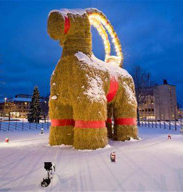 The giant Gävle Goat (Gävlebocken) — a traditional annual display at Slottstorget (Castle Square) in central Gävle. 