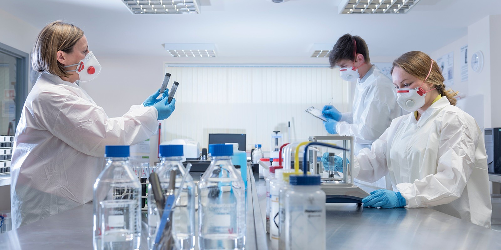 English: the Lingua Franca of Science