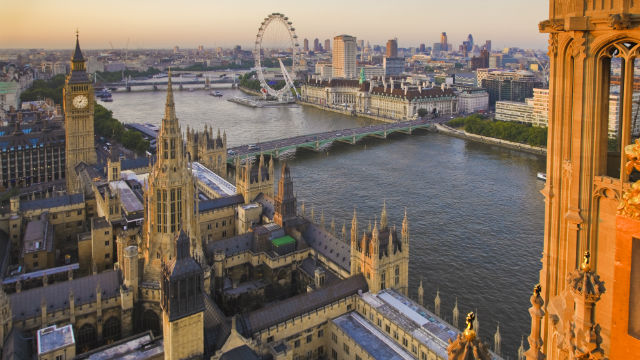 Cities you should visit this summer to learn…English!