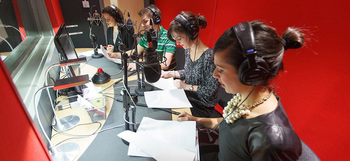 Dubbing and voice over, compared to subtitling: the debate